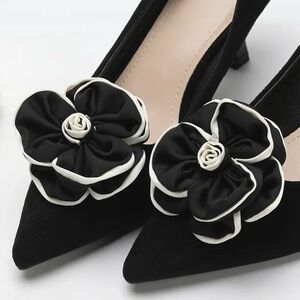 Elegant Black and White Women's Shoe Charms, NEW